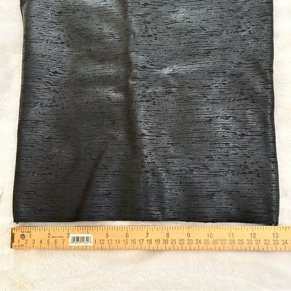 Miss Circle Elegant Black Off-Shoulder Corset Dress - Picture 7 of 16